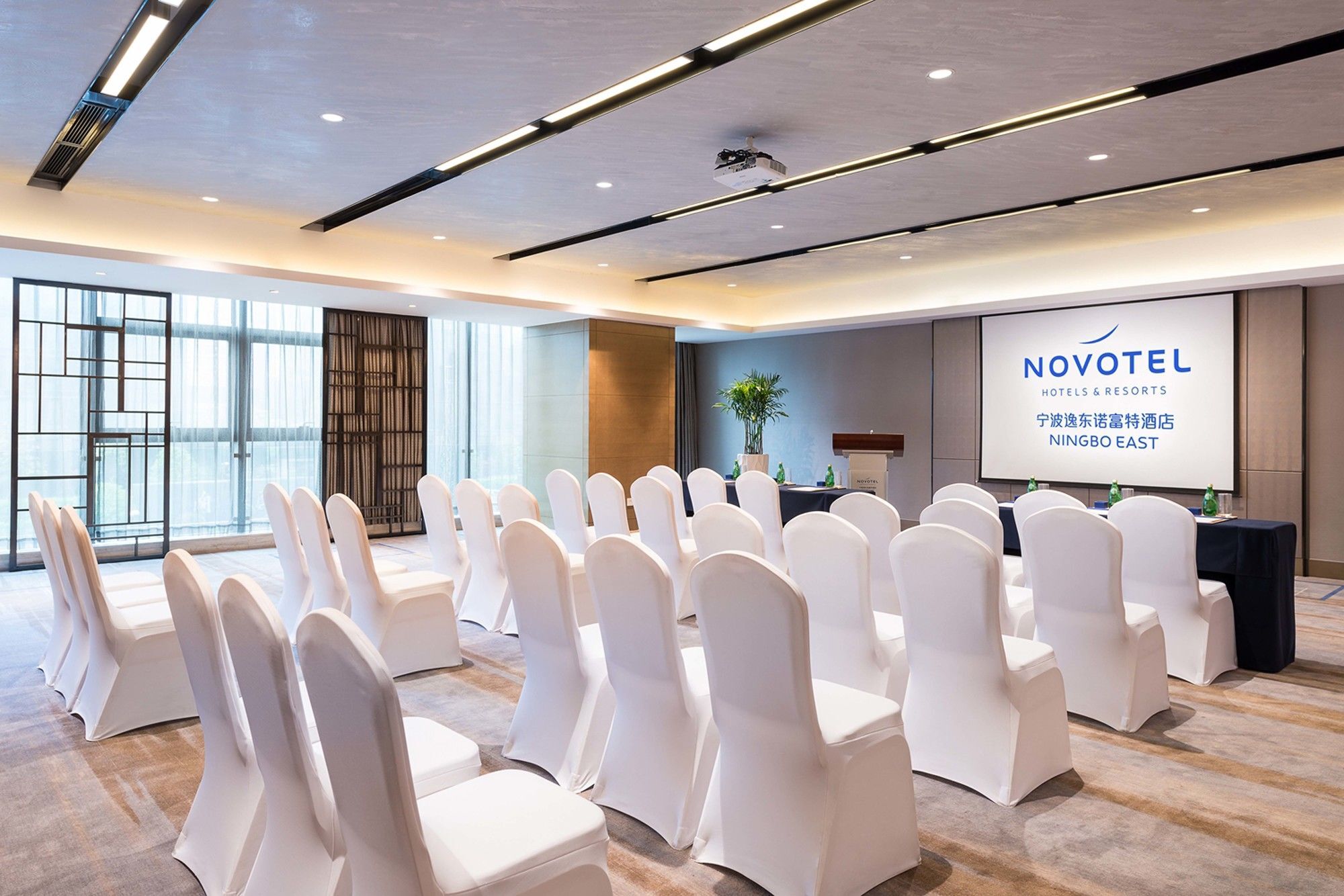 Novotel Ningbo East Extérieur photo